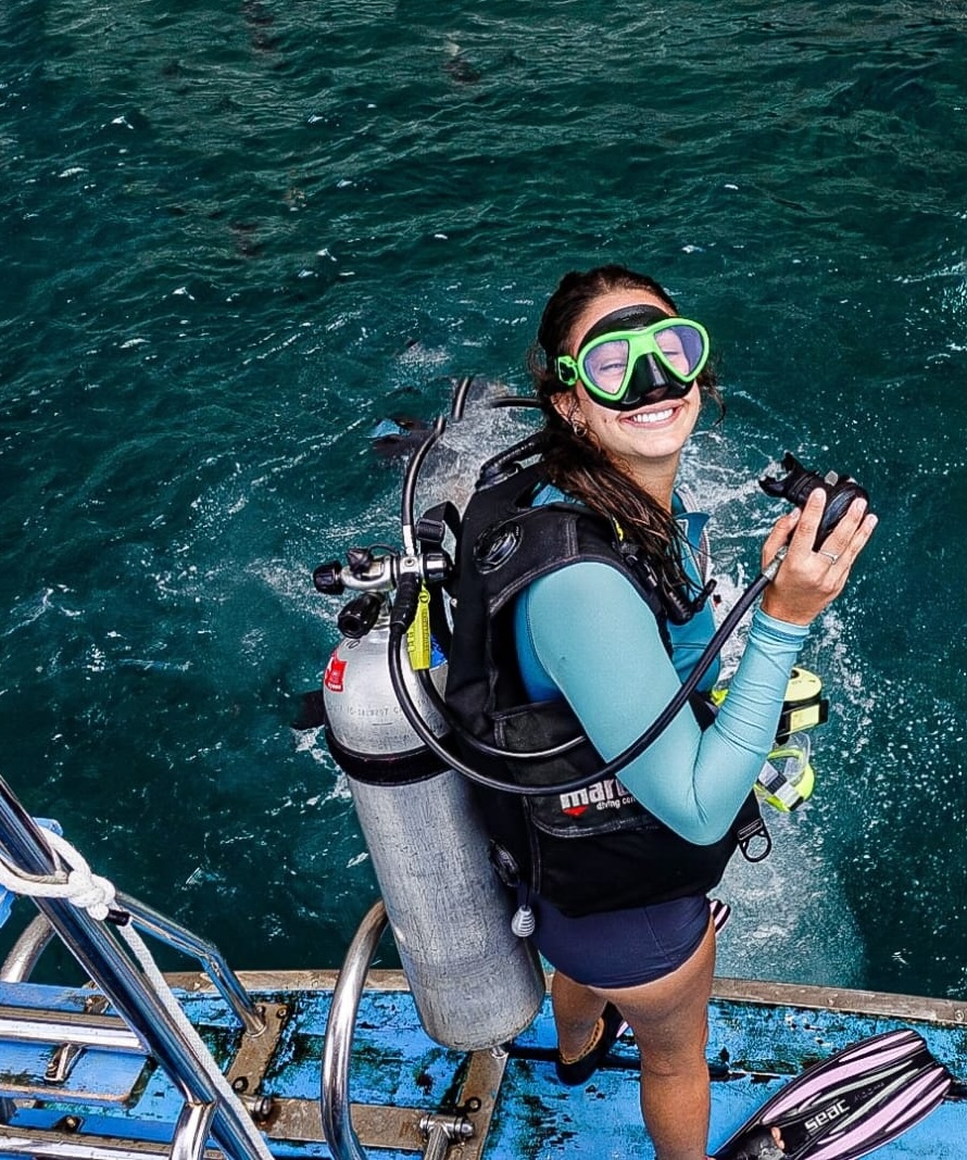 Maxie scuba diving